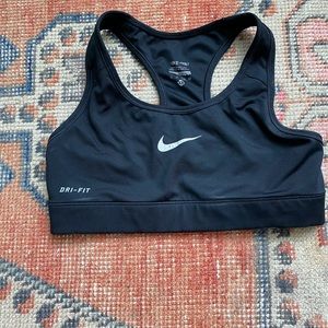 Nike DriFit XS Sports-bra